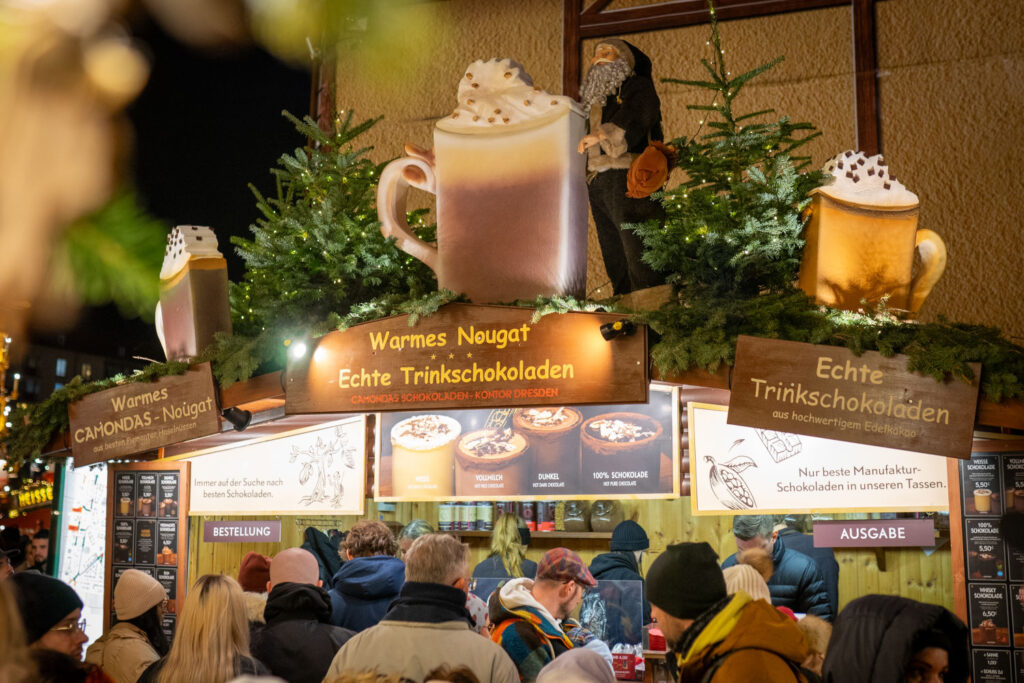 Dekoelemente Tassen für Weihnachtsmarkt