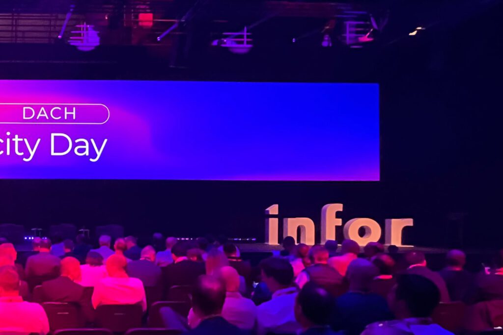 3D Schriftzug "infor" aus Styropor